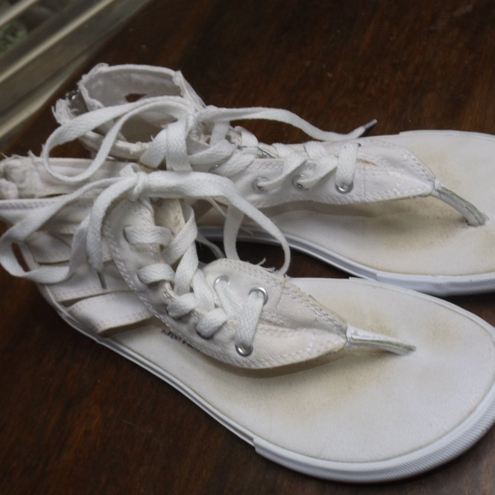 Converse White Sandals Women size 8